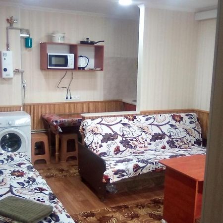 1-Я Слободская, 17А, Угол Проспекта Центрального, 3 Дивана, Wi-Fi, Отдельный Вход. 니콜라예프 외부 사진