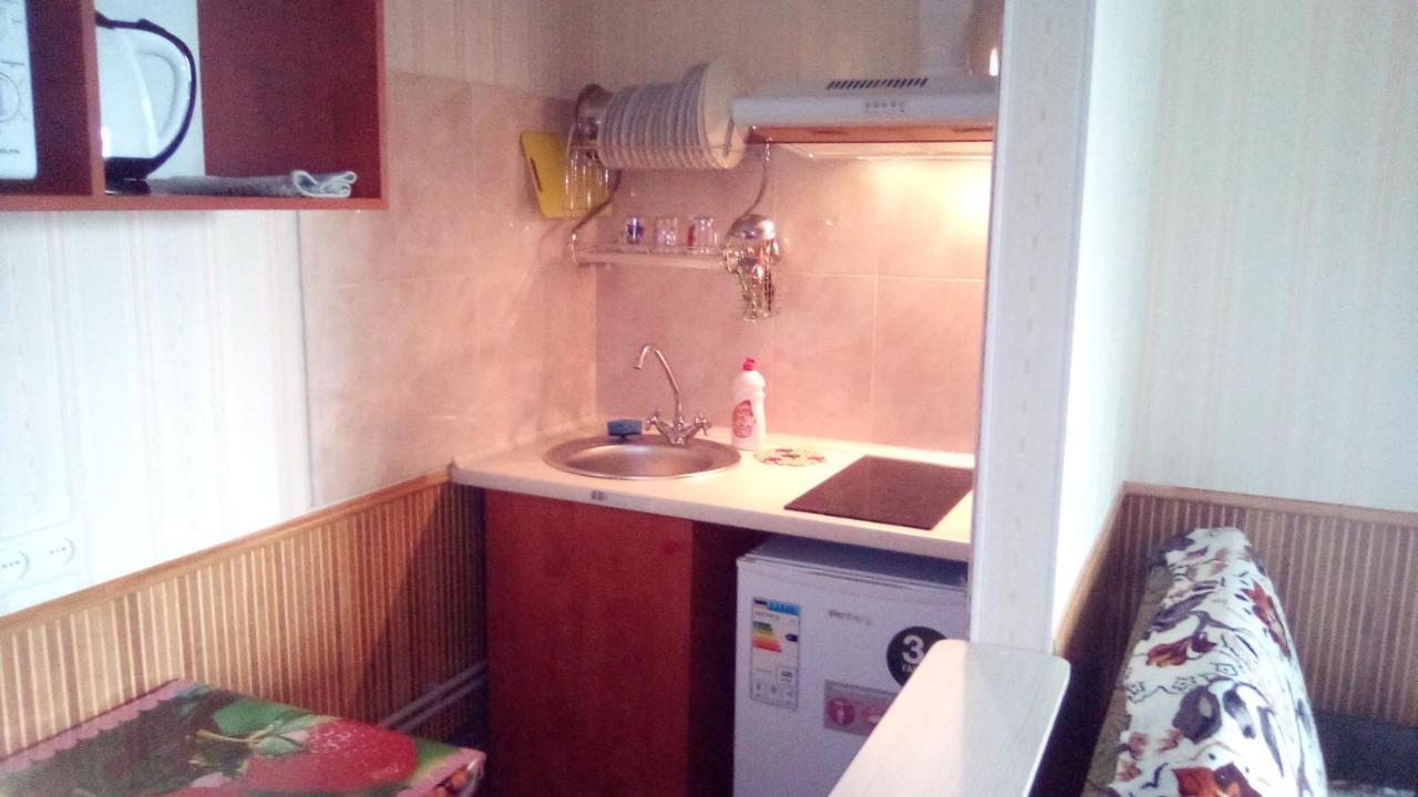 1-Я Слободская, 17А, Угол Проспекта Центрального, 3 Дивана, Wi-Fi, Отдельный Вход. 니콜라예프 외부 사진